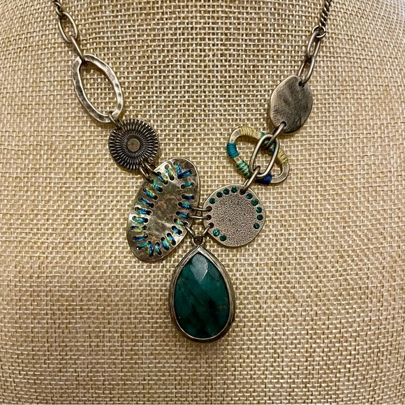 Vintage The Bohm Necklace Green Stone Pendant Gold Tone Mixed Metal Statement - Picture 4 of 5